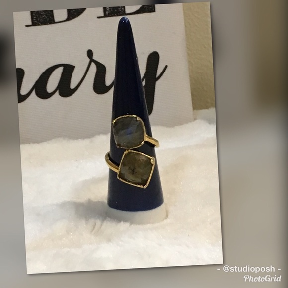 🌾Bondhu Labradorite Double Stone Gold Ring🌾 - Picture 5 of 6